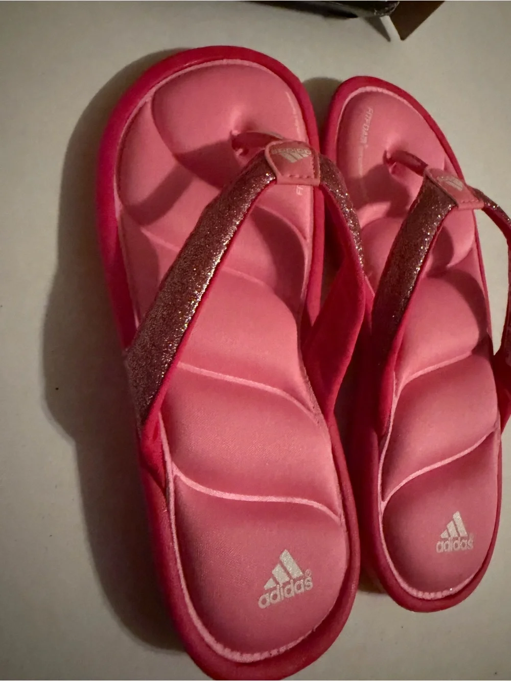 #195 adidas Kids Pink Padded Glitter Strap Flip-Flops
